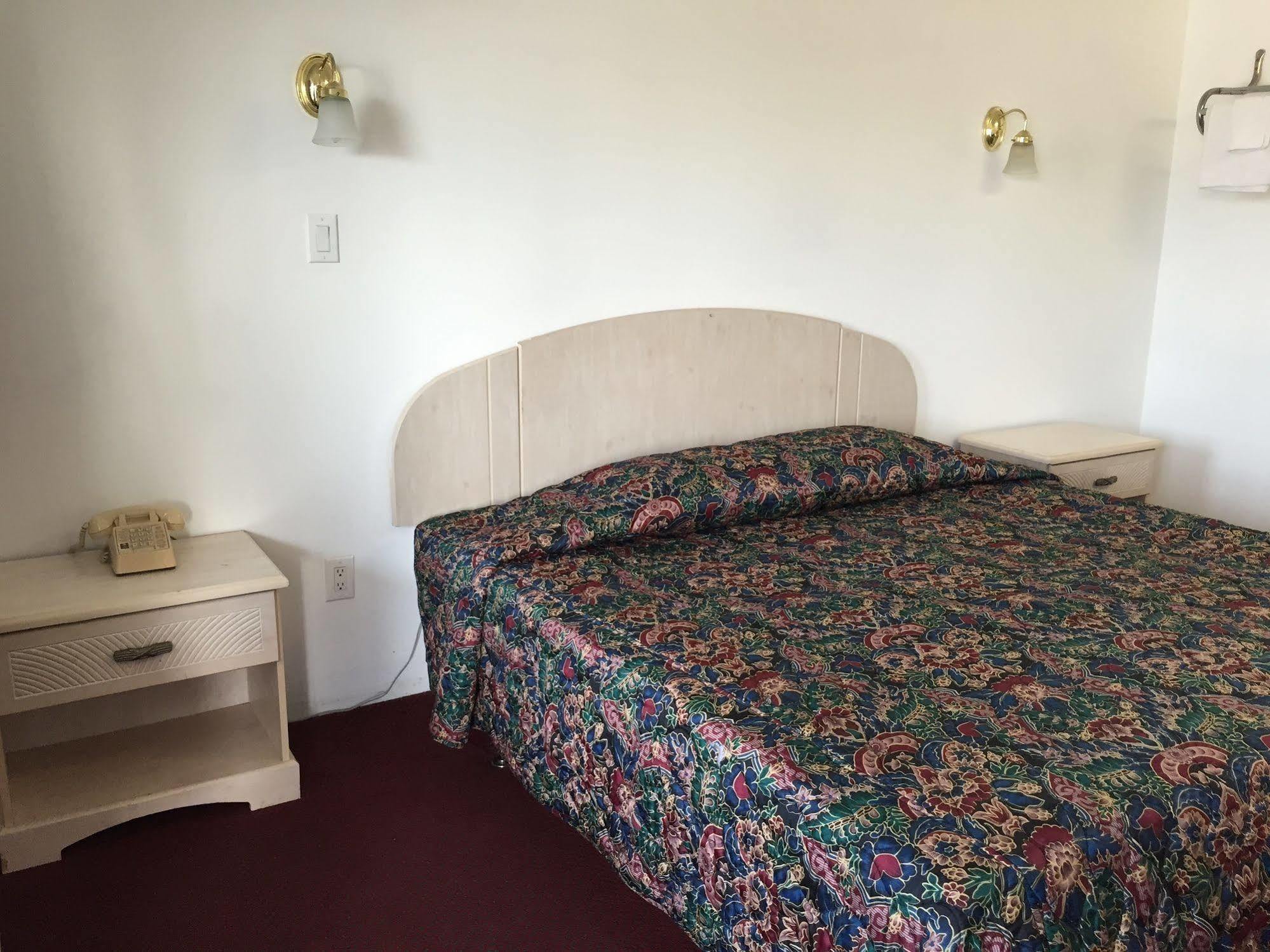 Mayfair Motel Cross Keys 외부 사진